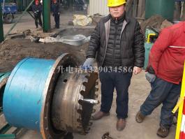 河北龍星化工！供熱管道帶壓開孔順利完成！